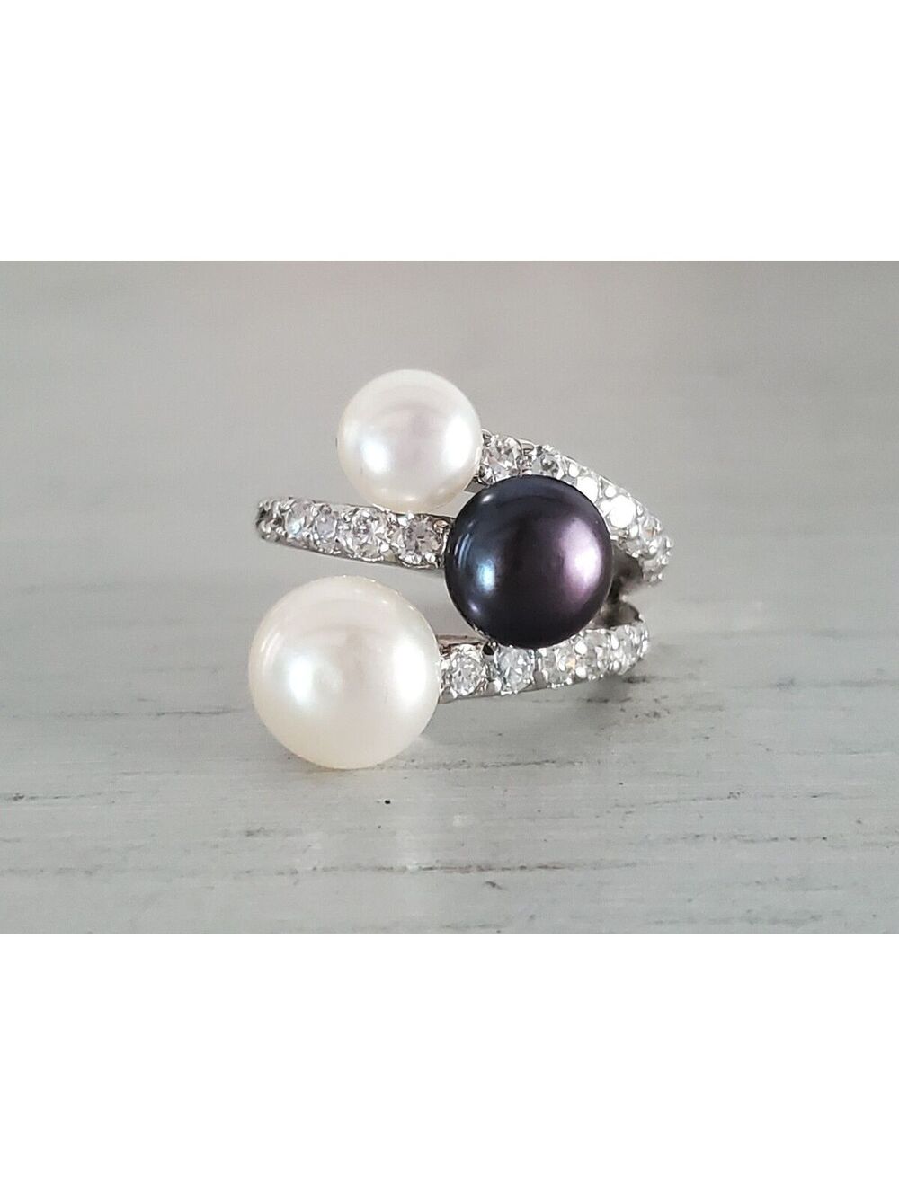 Scott Kay Designer Sterling Silver Cultured White Pearl and Tahitian Bypass Ring